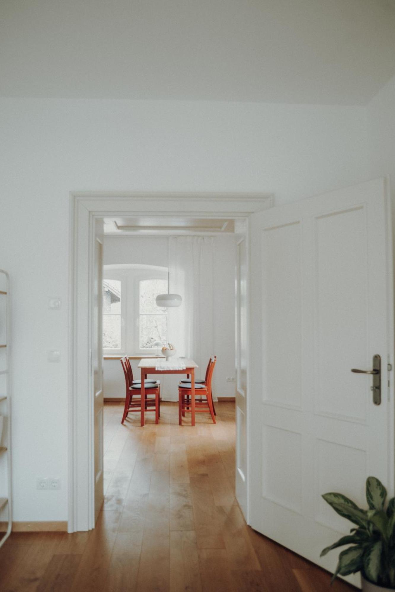 Weinstrassen Apartment Mit Zentrumsanbindung Neustadt an der Weinstrasse Exterior photo
